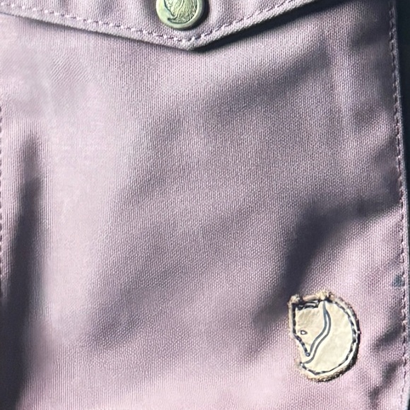 Fjällräven Pocket Shoulder Bag - Picture 3 of 4